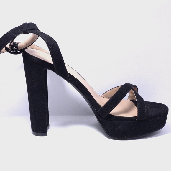 Merona Lulu Women’s Black Heels Platfoform Size 6.5 Open Toe Ankle Strap Suede - Picture 2 of 8